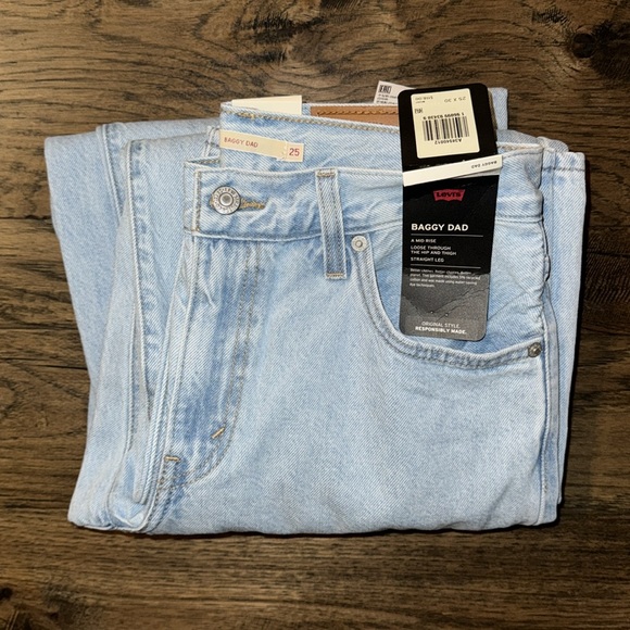 Levi's® Premium Baggy Dad Jean Light Indigo Stonewash - Blue - Picture 10 of 12